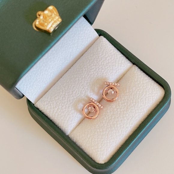 Sterling silver Rose Gold Zircon Geometric Round Studs - Picture 6 of 7